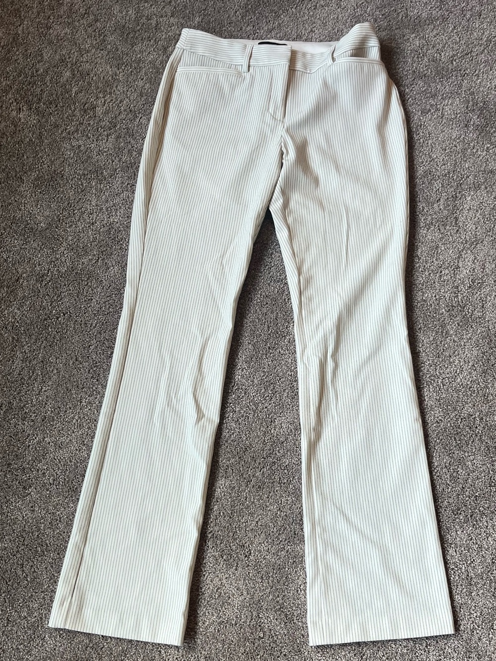 Sleek Express White Pinstripe Flared Pants, Mid Rise 6R